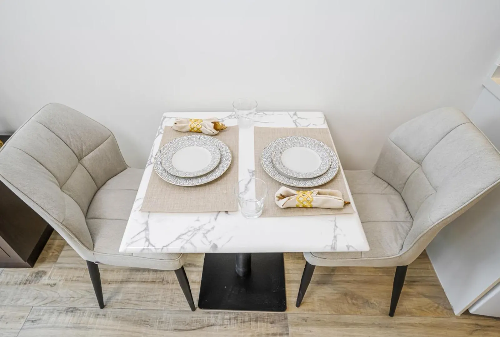 Ahad Residents - Cozy Studio Near Downtown Dubai Apartment